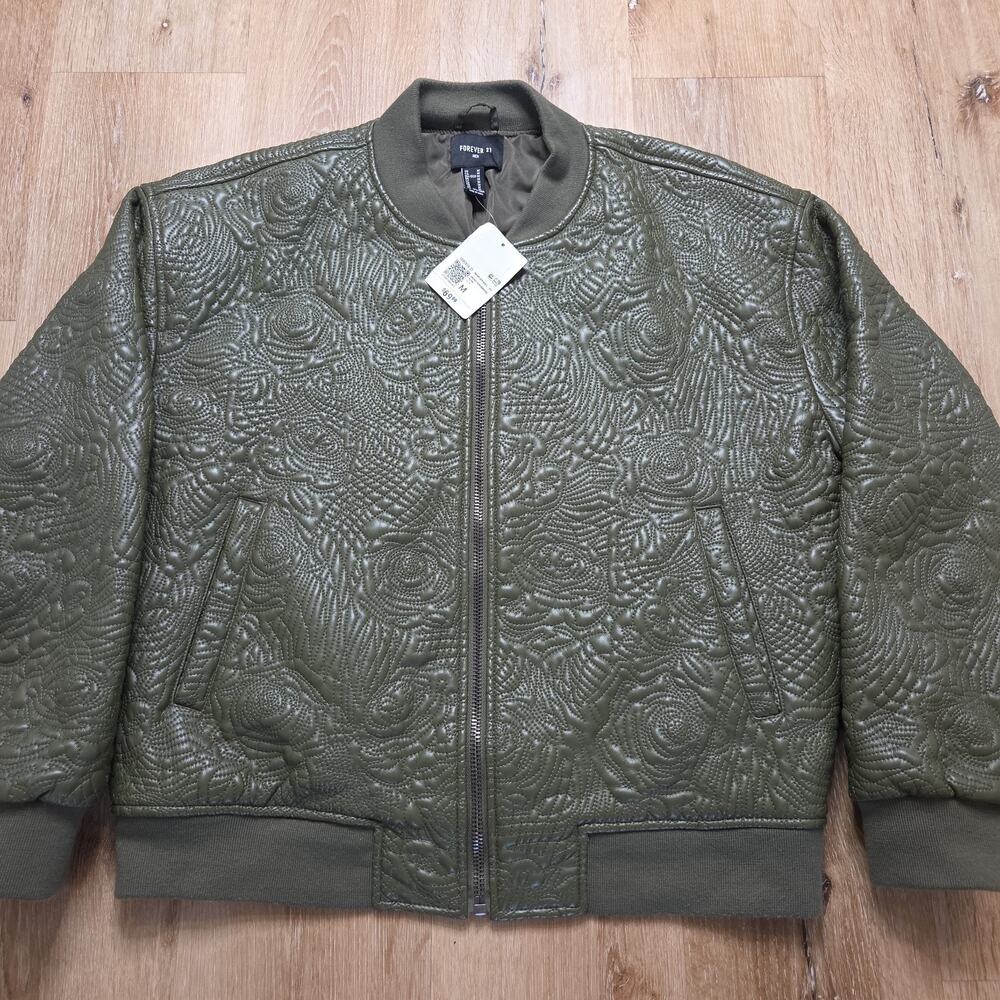 Forever 21 Men’s M Olive Green Embossed Rose Faux Leather Bomber Jacket NWT